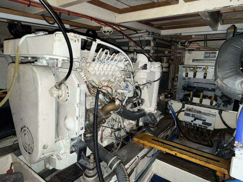 COCONUT 42ft Grand Banks Yacht For Sale