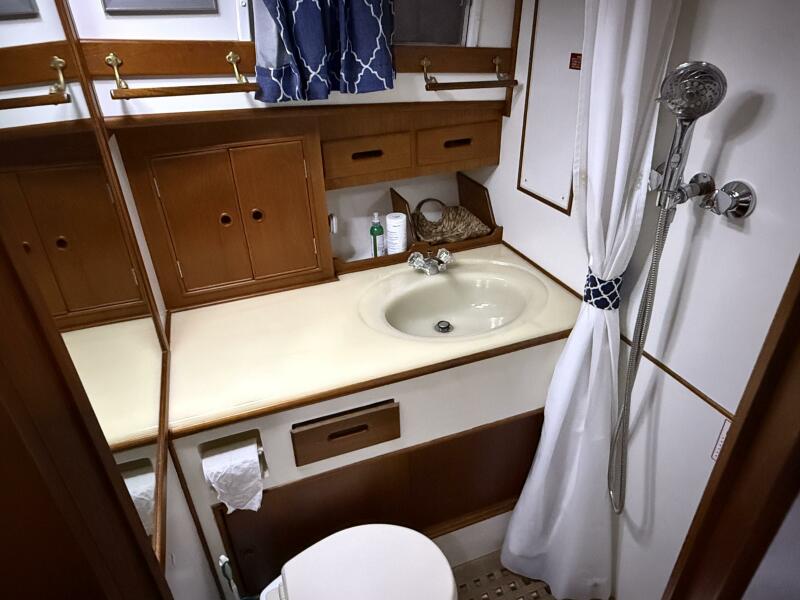 42' 1991 Grand Banks 42 Classic