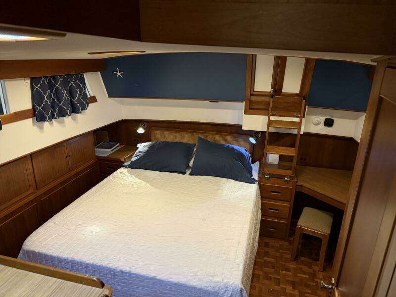 COCONUT 42ft Grand Banks Yacht For Sale