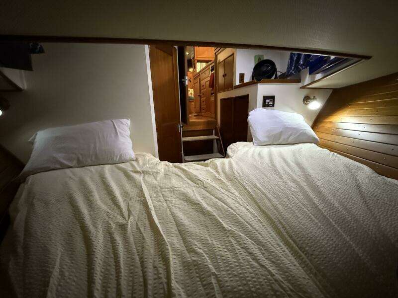 COCONUT 42ft Grand Banks Yacht For Sale