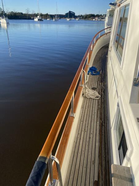 42' 1991 Grand Banks 42 Classic