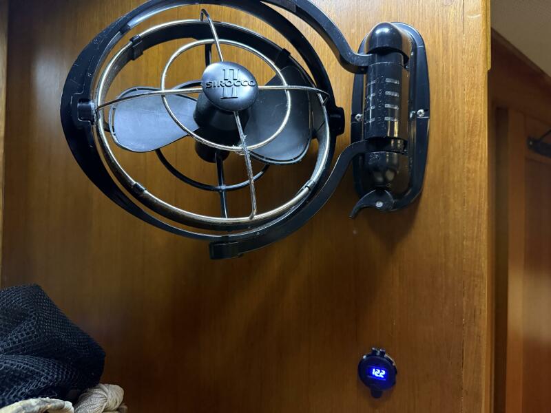 42' 1991 Grand Banks 42 Classic