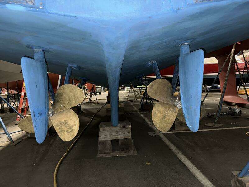 COCONUT 42ft Grand Banks Yacht For Sale