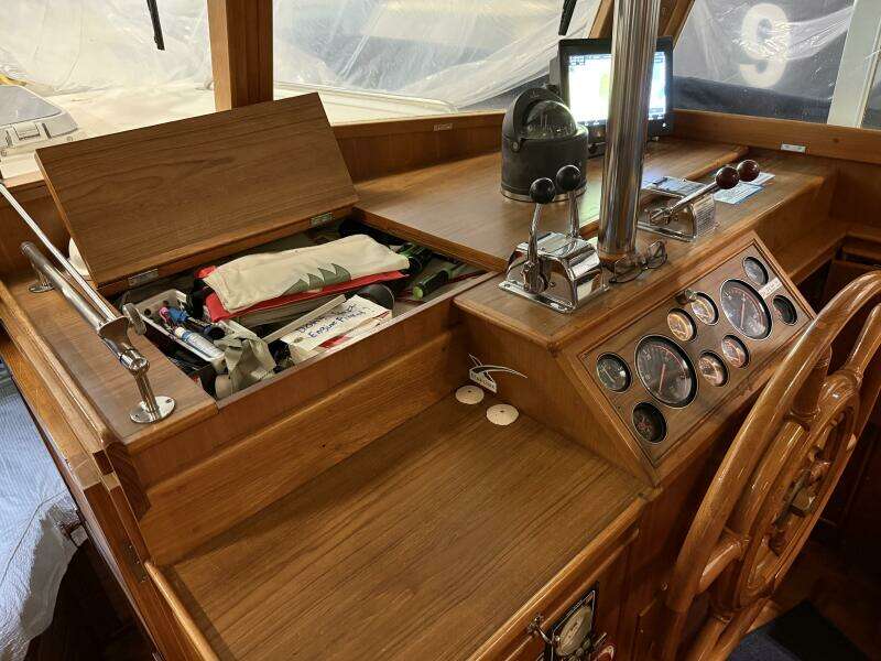 COCONUT 42ft Grand Banks Yacht For Sale