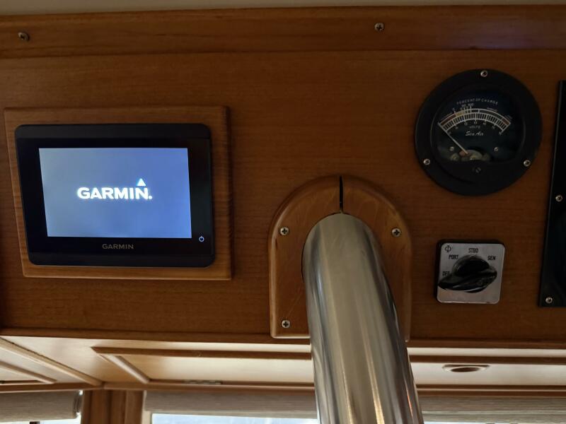 42' 1991 Grand Banks 42 Classic