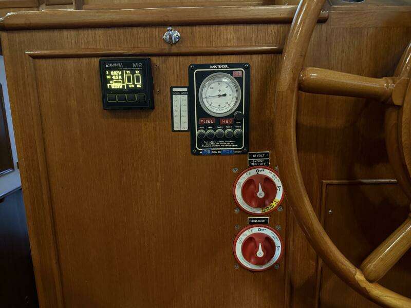 COCONUT 42ft Grand Banks Yacht For Sale