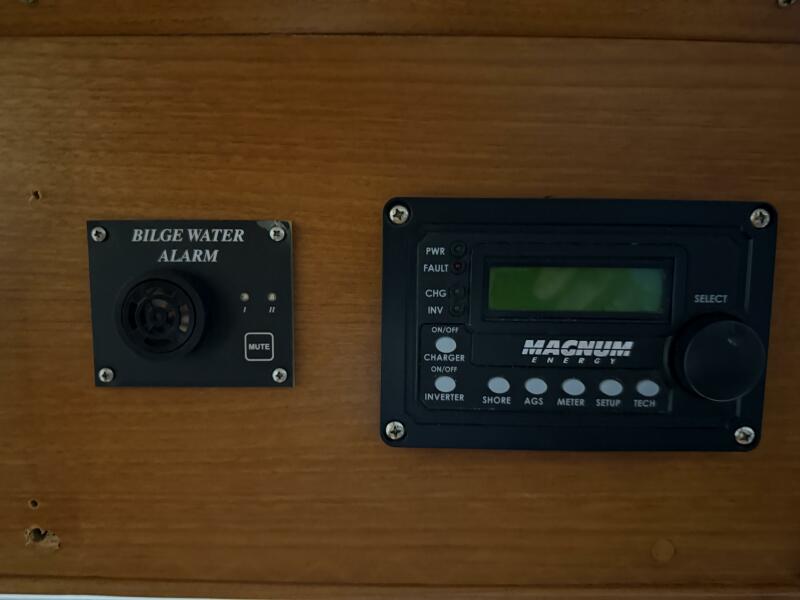 42' 1991 Grand Banks 42 Classic