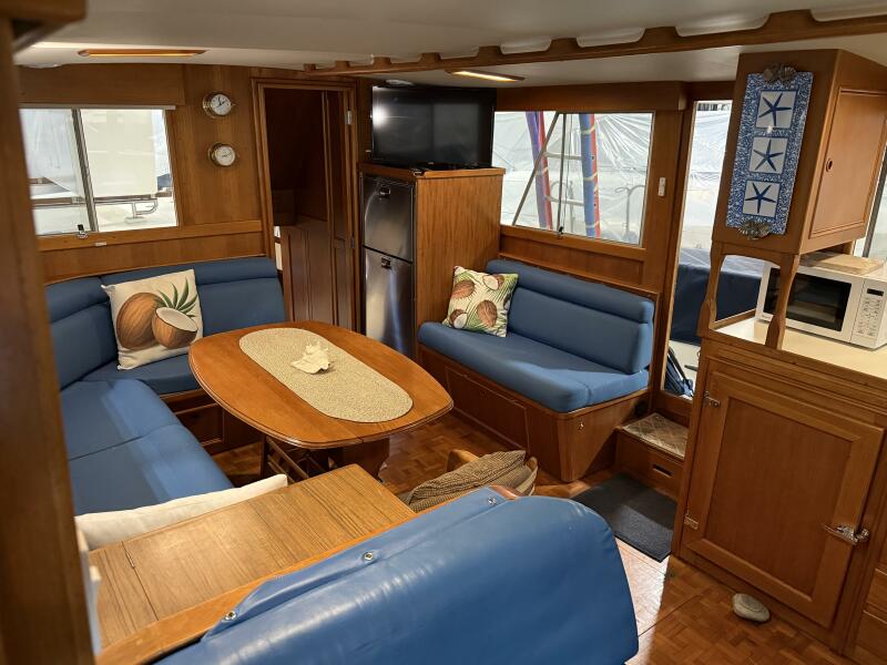 42' 1991 Grand Banks 42 Classic