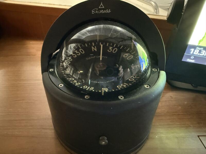 42' 1991 Grand Banks 42 Classic