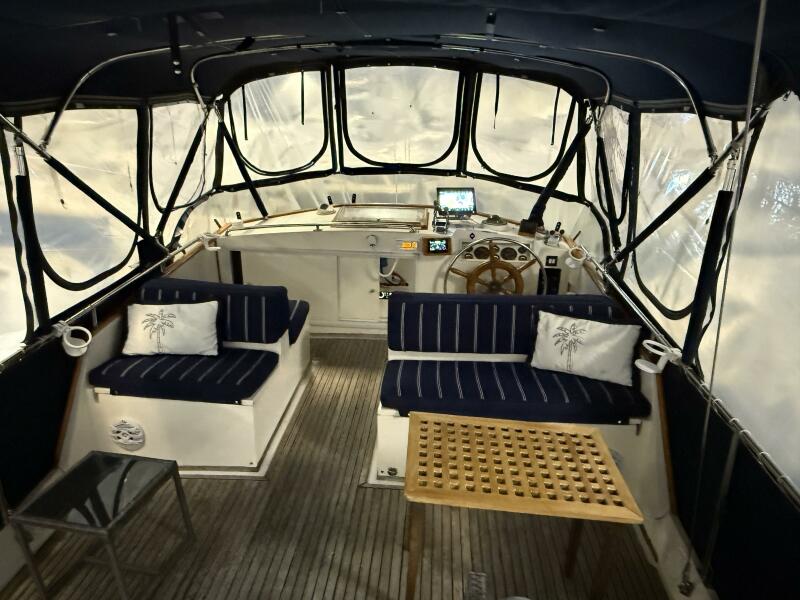 42' 1991 Grand Banks 42 Classic