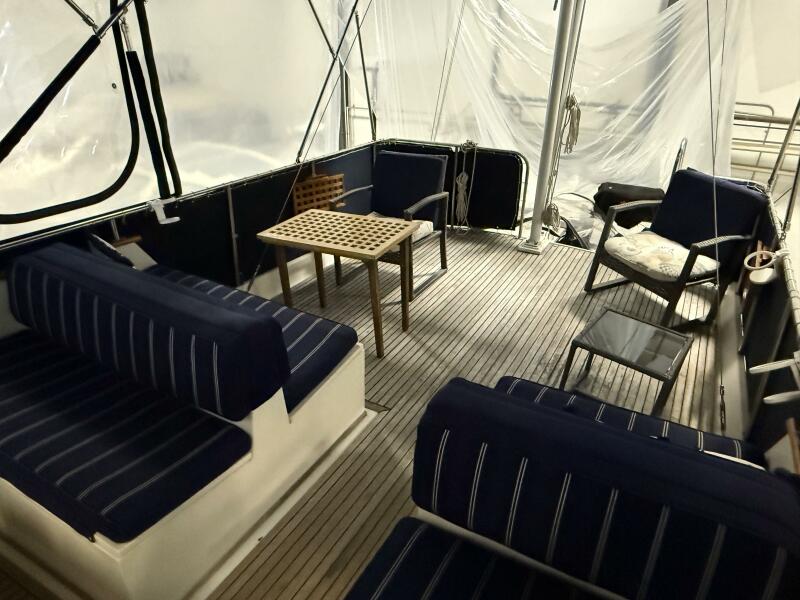 42' 1991 Grand Banks 42 Classic