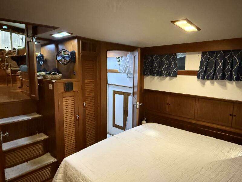 COCONUT 42ft Grand Banks Yacht For Sale