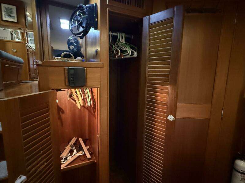 COCONUT 42ft Grand Banks Yacht For Sale