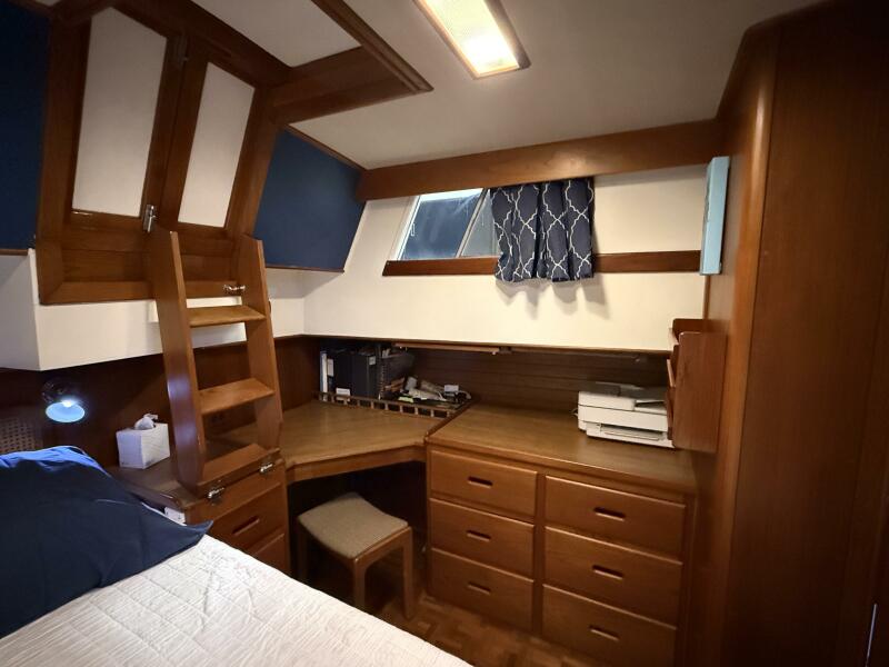 42' 1991 Grand Banks 42 Classic