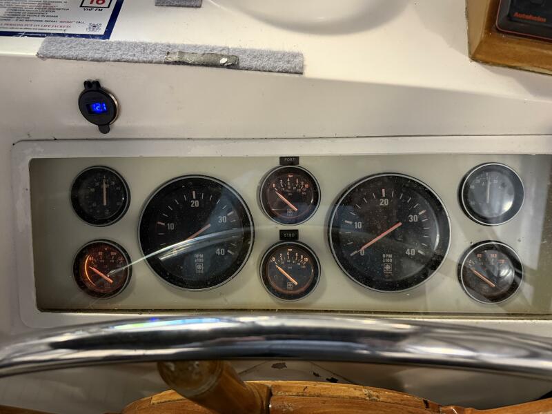 42' 1991 Grand Banks 42 Classic