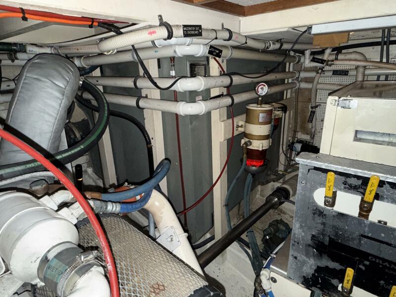 42' 1991 Grand Banks 42 Classic