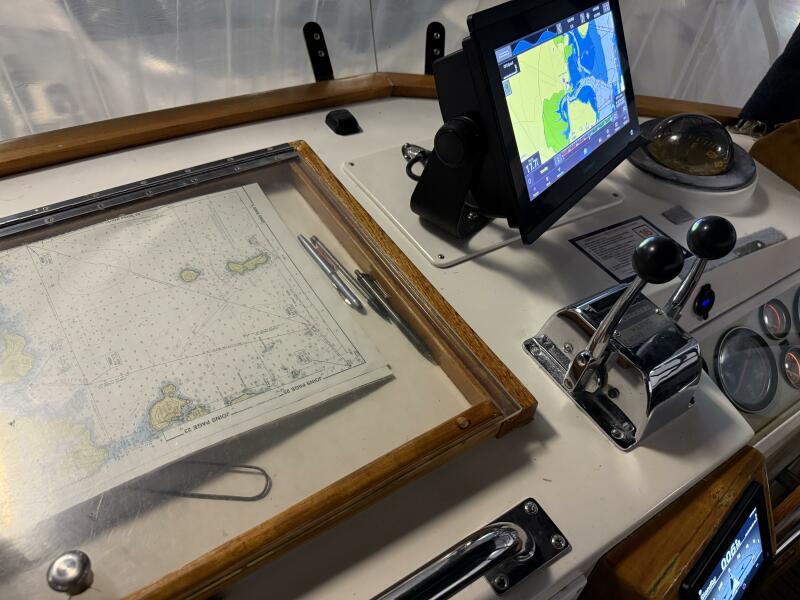 42' 1991 Grand Banks 42 Classic