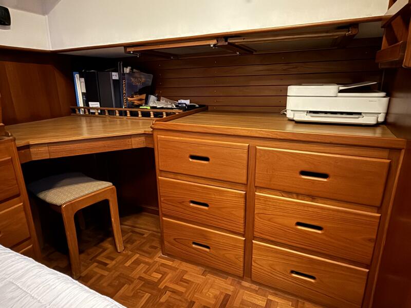 42' 1991 Grand Banks 42 Classic