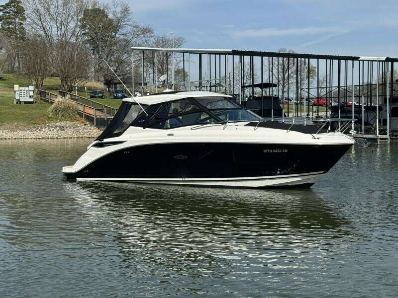 SLIP KNOT 32ft Sea Ray Yacht For Sale