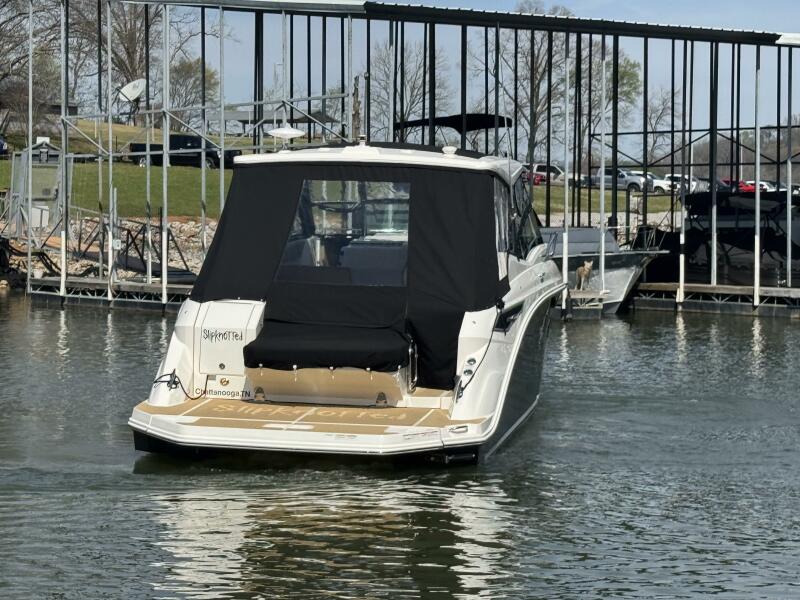 32' 2023 Sea Ray Sundancer 320