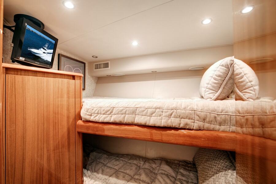 64' 2009 Viking 64 Enclosed Bridge w/ Tower