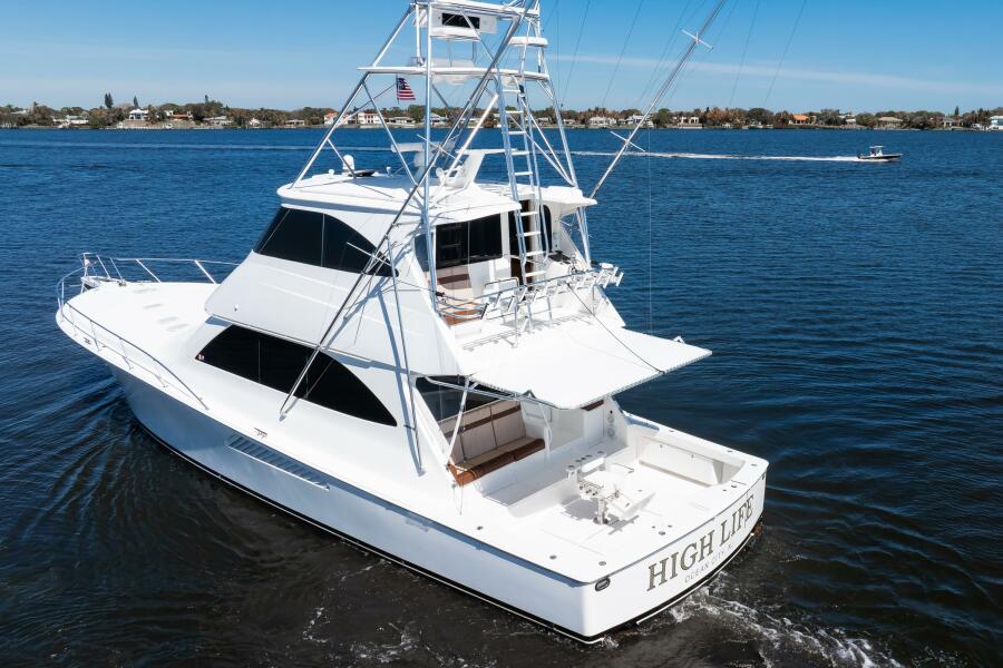 64' 2009 Viking 64 Enclosed Bridge w/ Tower