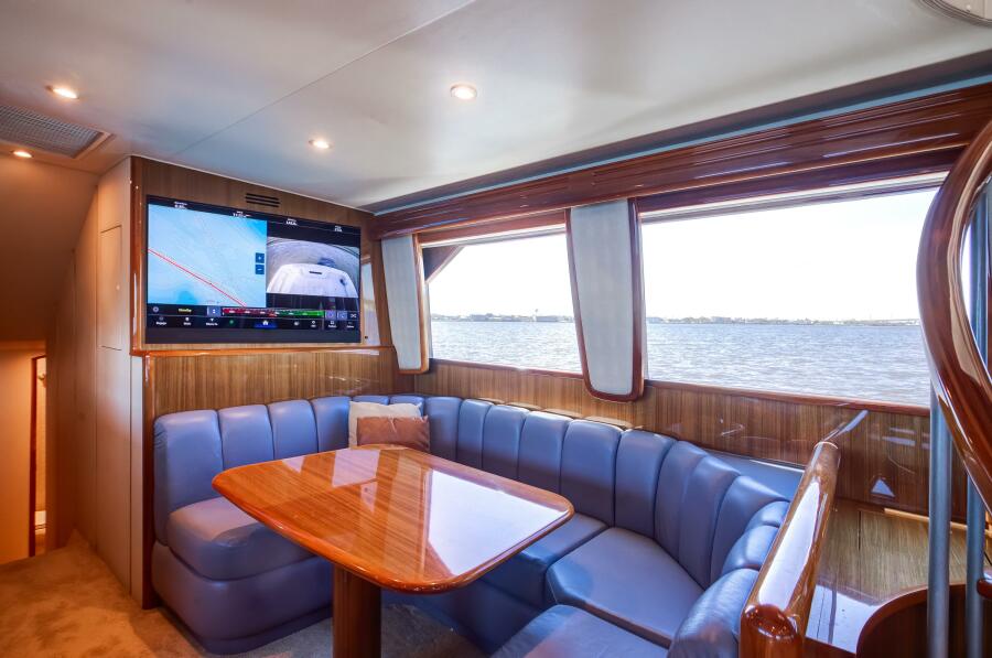 64' 2009 Viking 64 Enclosed Bridge w/ Tower