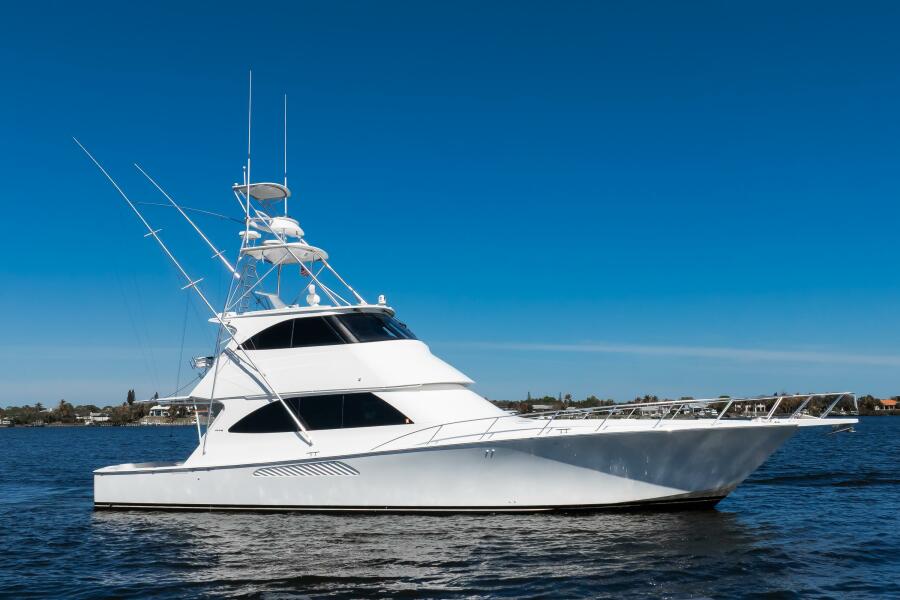 64' 2009 Viking 64 Enclosed Bridge w/ Tower