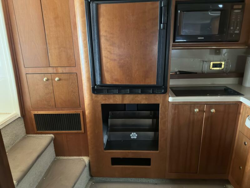 36' 2000 Cruisers Yachts 3672 Express