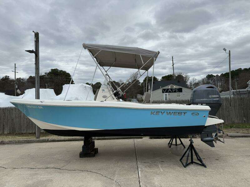 17ft Key West Yacht For Sale