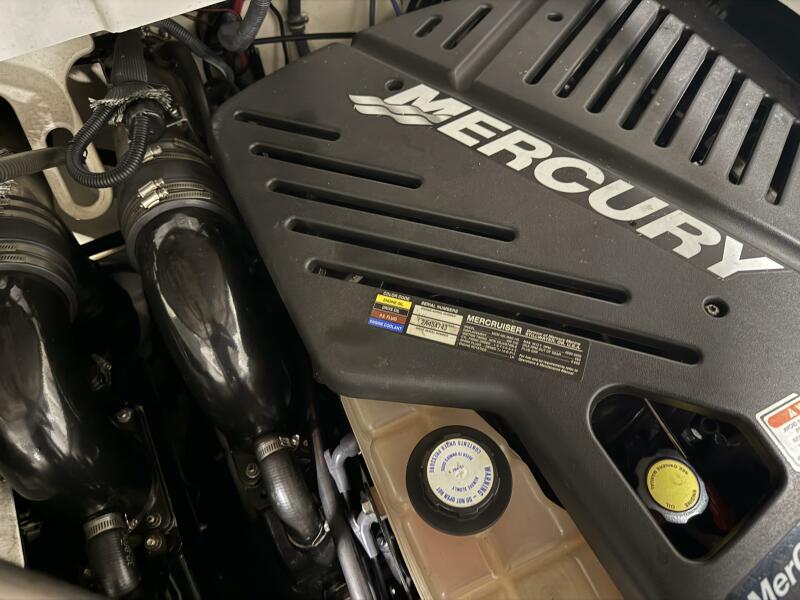 37' 2005 Formula Super Sport