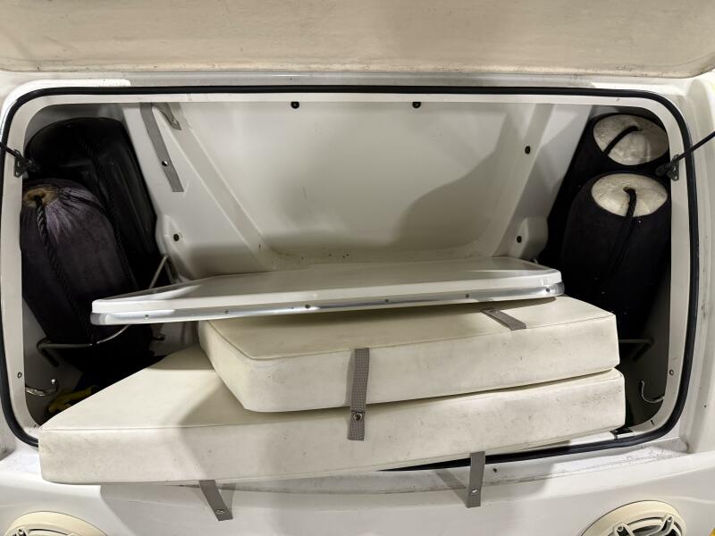 37' 2005 Formula Super Sport