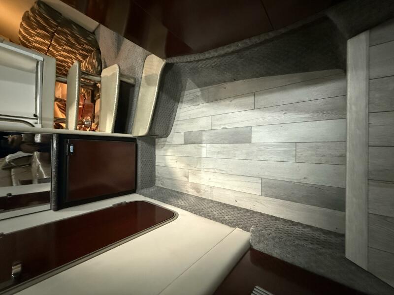 37' 2005 Formula Super Sport