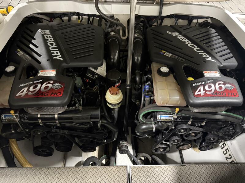 37' 2005 Formula Super Sport