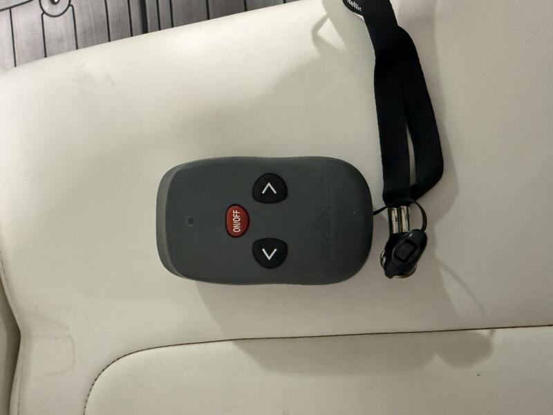 37' 2005 Formula Super Sport