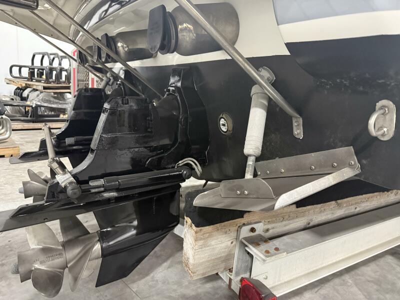 37' 2005 Formula Super Sport