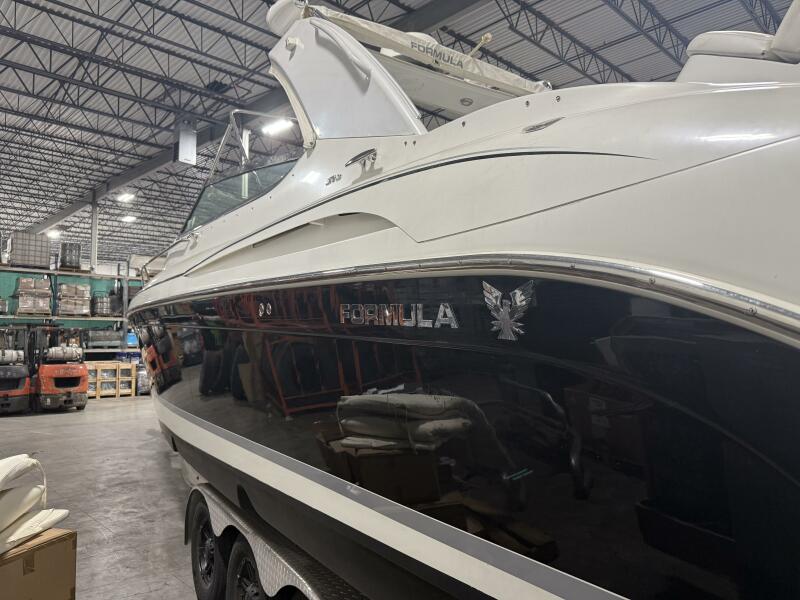 37' 2005 Formula Super Sport