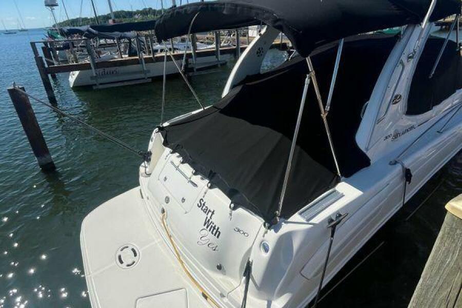 30' 2006 Sea Ray Sundancer