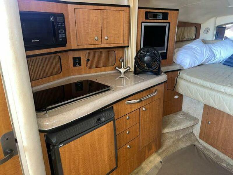 30' 2006 Sea Ray Sundancer