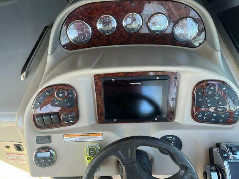 30' 2006 Sea Ray Sundancer