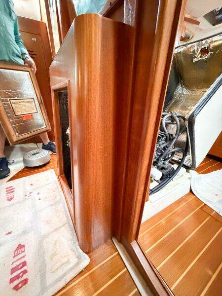 CAROLINA MOON 38ft Hunter Yacht For Sale