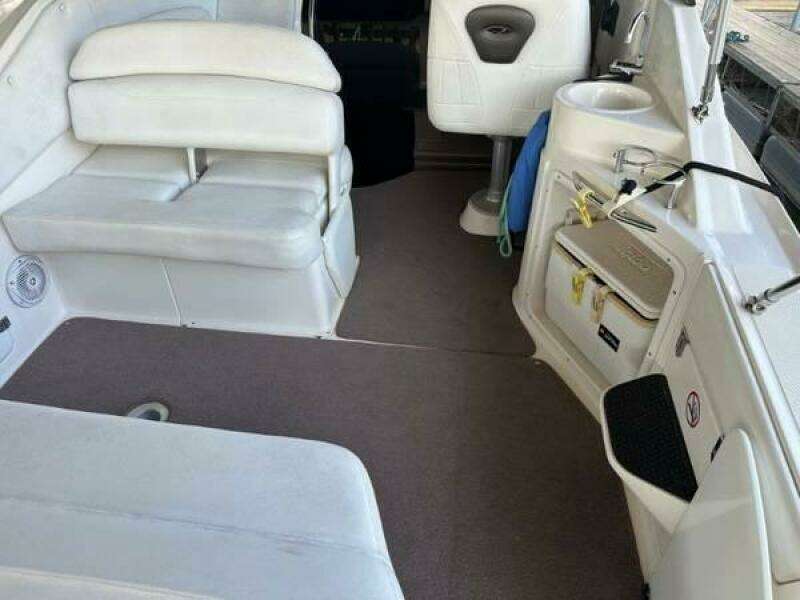 Knot 2 Implusive 27ft Regal Yacht For Sale