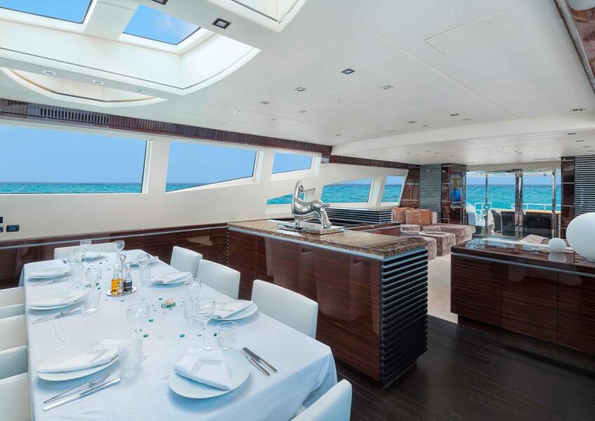 141' 2012 Arno Leopard 