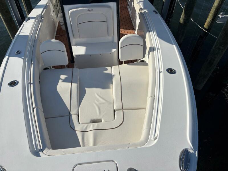 27' 2022 Sea Hunt Ultra 275 SE