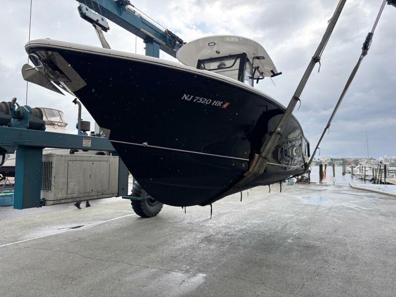 27' 2022 Sea Hunt Ultra 275 SE