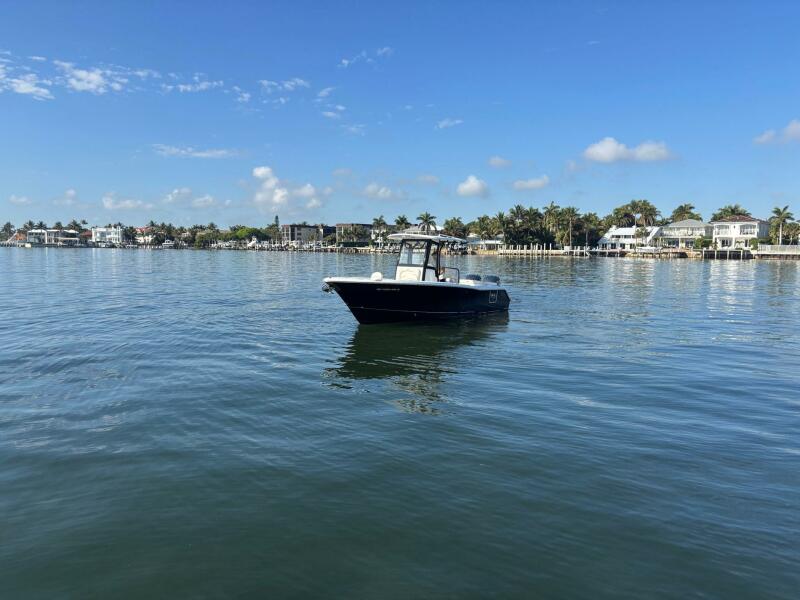 27' 2022 Sea Hunt Ultra 275 SE