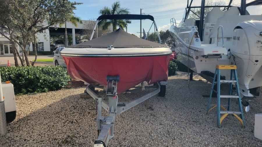 17' 2022 Bayliner Element M17