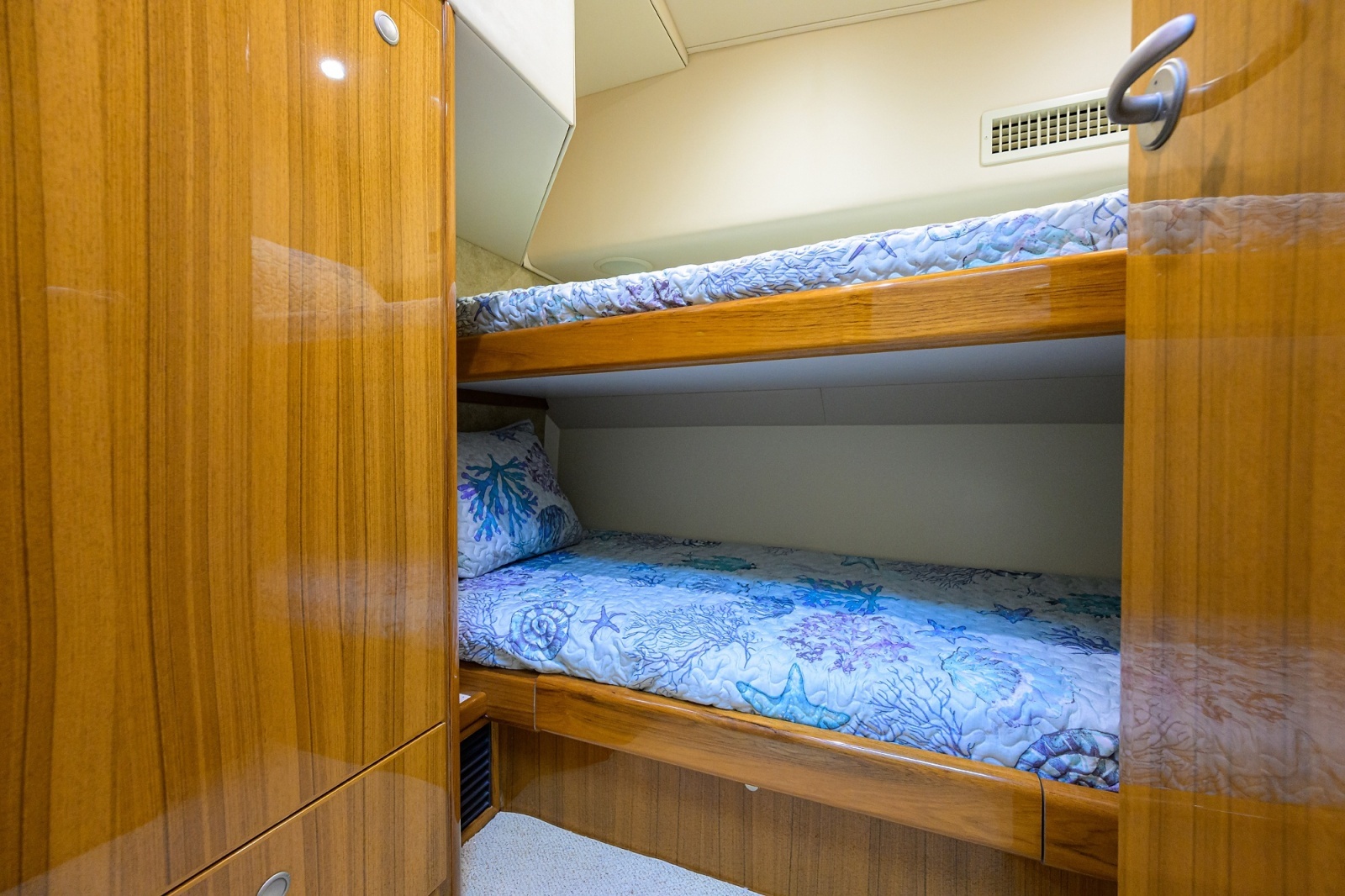 Viking 42 - Bella Vita - Stateroom