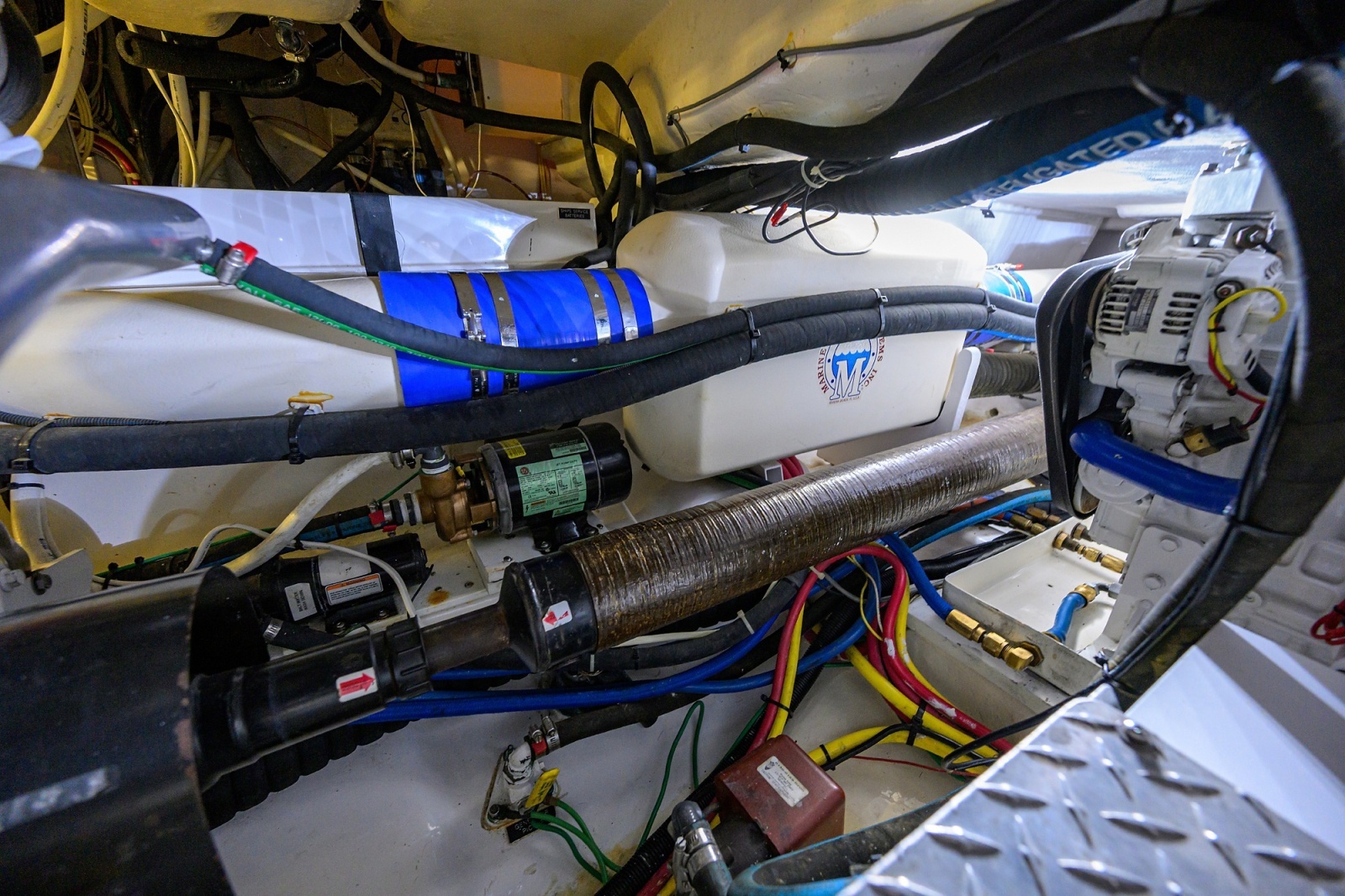 Viking 42 - Bella Vita - Engine Room