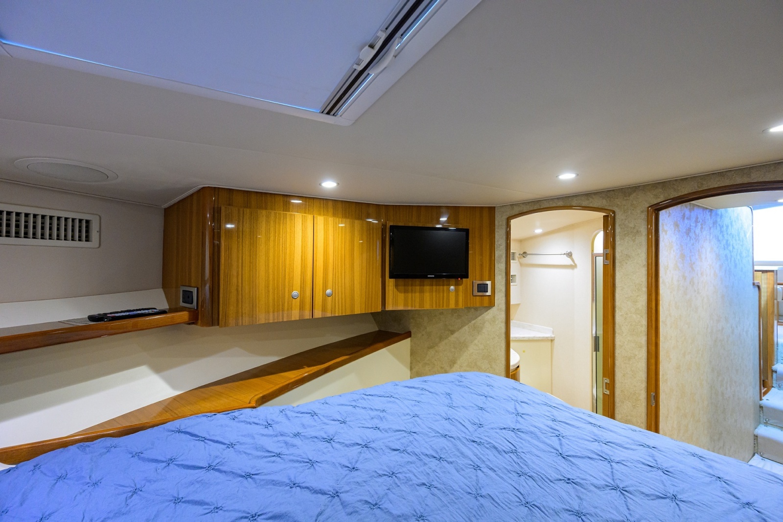 Viking 42 - Bella Vita - Stateroom